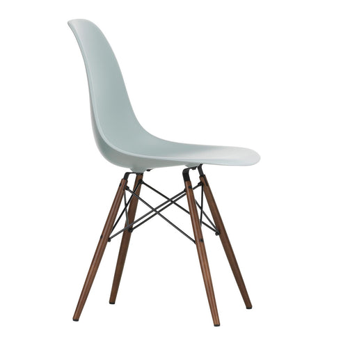 Cadeira Eames em Plástico DSW / Base dark maple